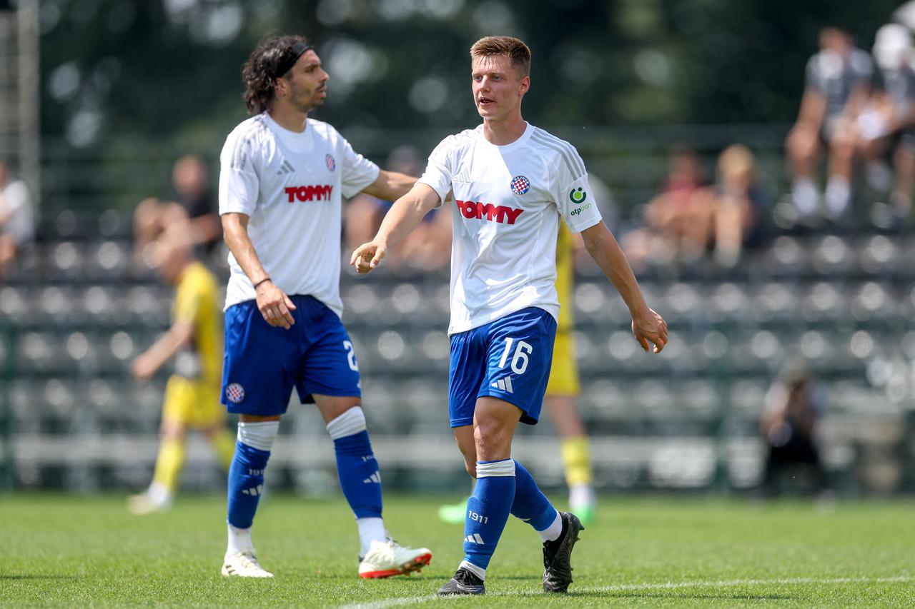 Radomlje: Prijateljska utakmica Rukh Lavov - Hajduk