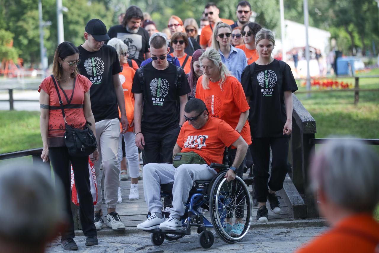 a Bundeku odrzano jubilarno 10. izdanje MS Walk-a u sklopu akcije 'Svaki korak se broji'; kojom se obiljezava Svjetski dan multiple skleroze