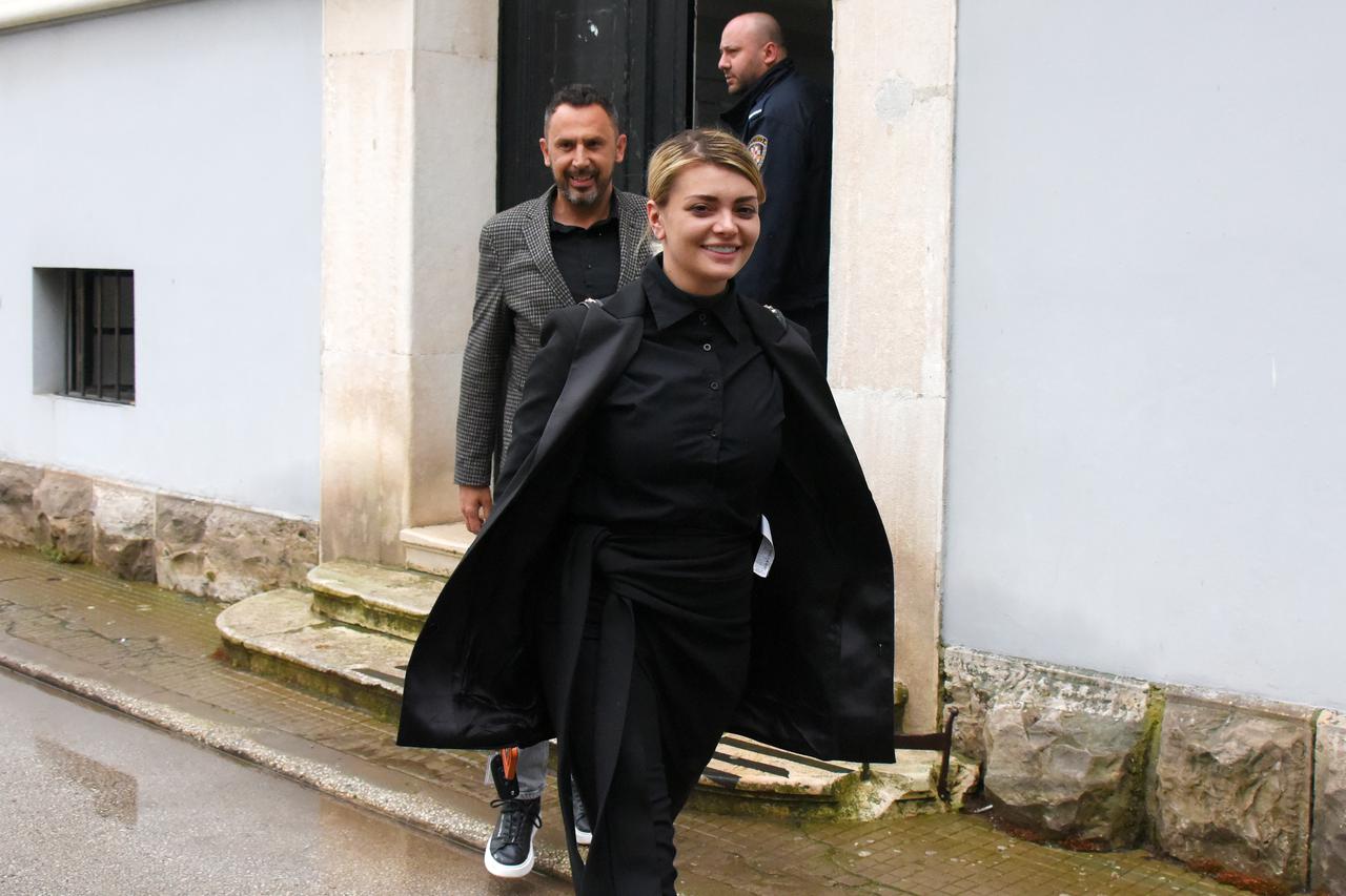 Pula: Nastavak brakorazvodne parnice Elle Dvornik i Charlesa Pearce na Općinskom sudu