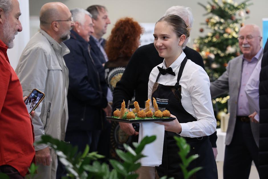 Split: Paljenje prve svijeće na Gastro adventu