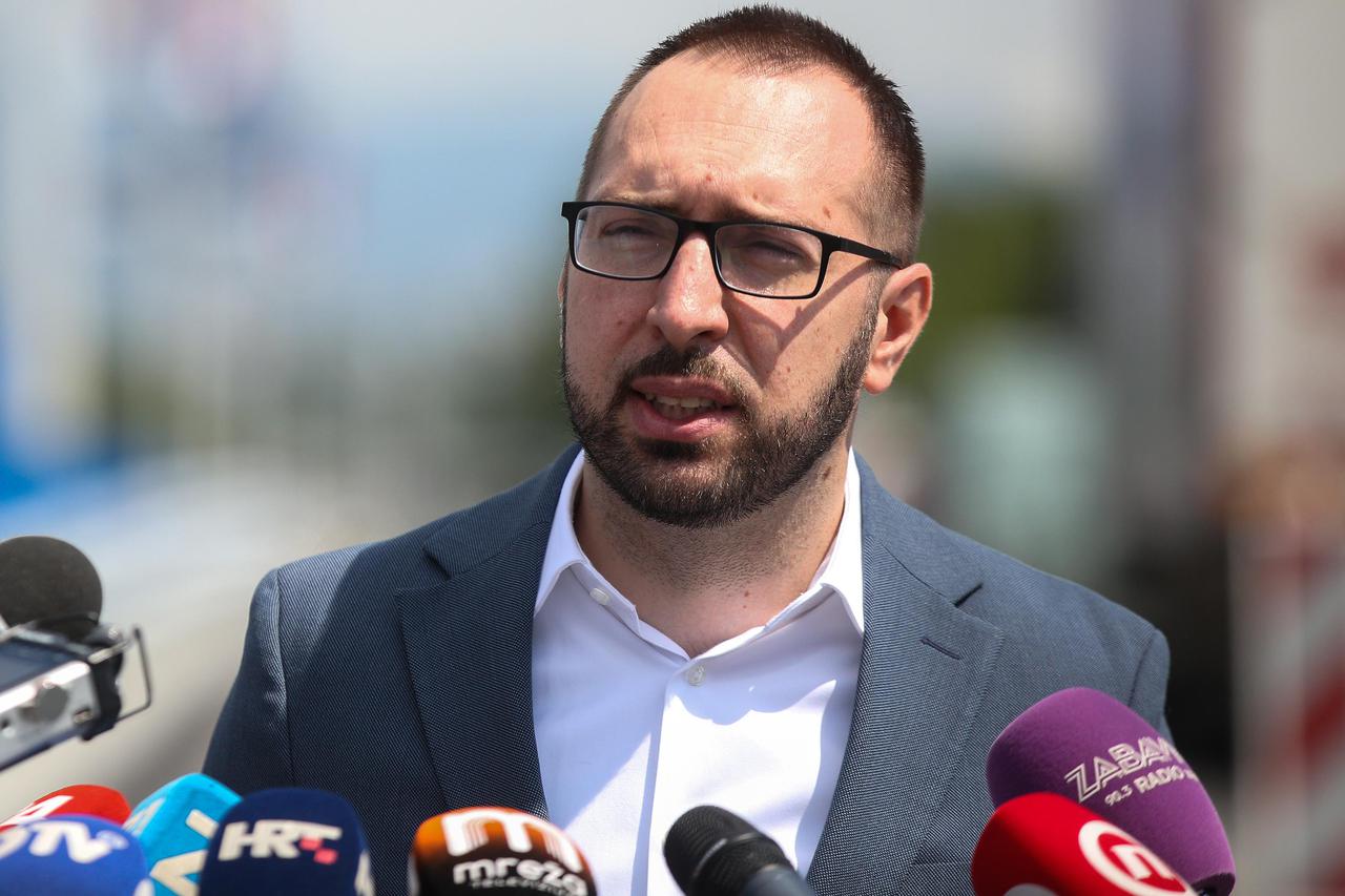 Gradonačelnik Zagreba Tomislav Tomašević održao redovnu konferenciju