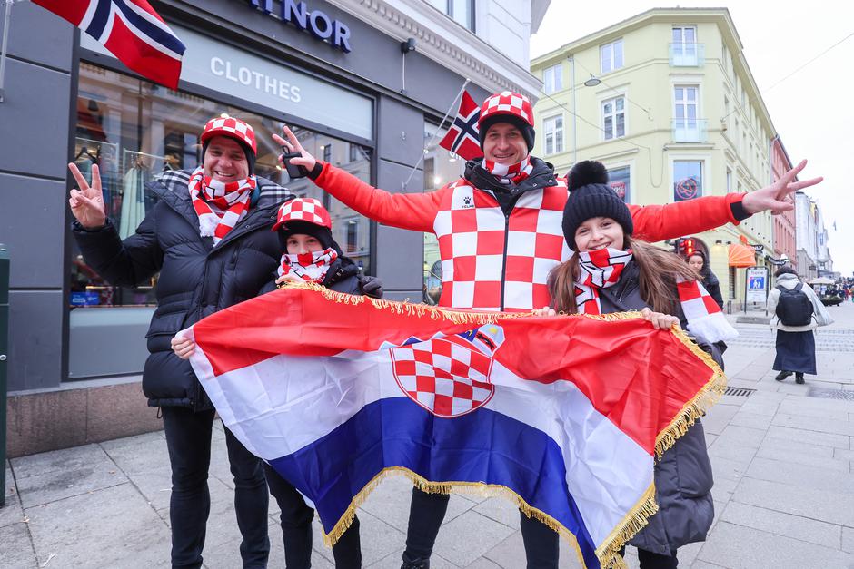 Oslo:  Navijači iz Velike Gorice prvi su započeli s navijanjem