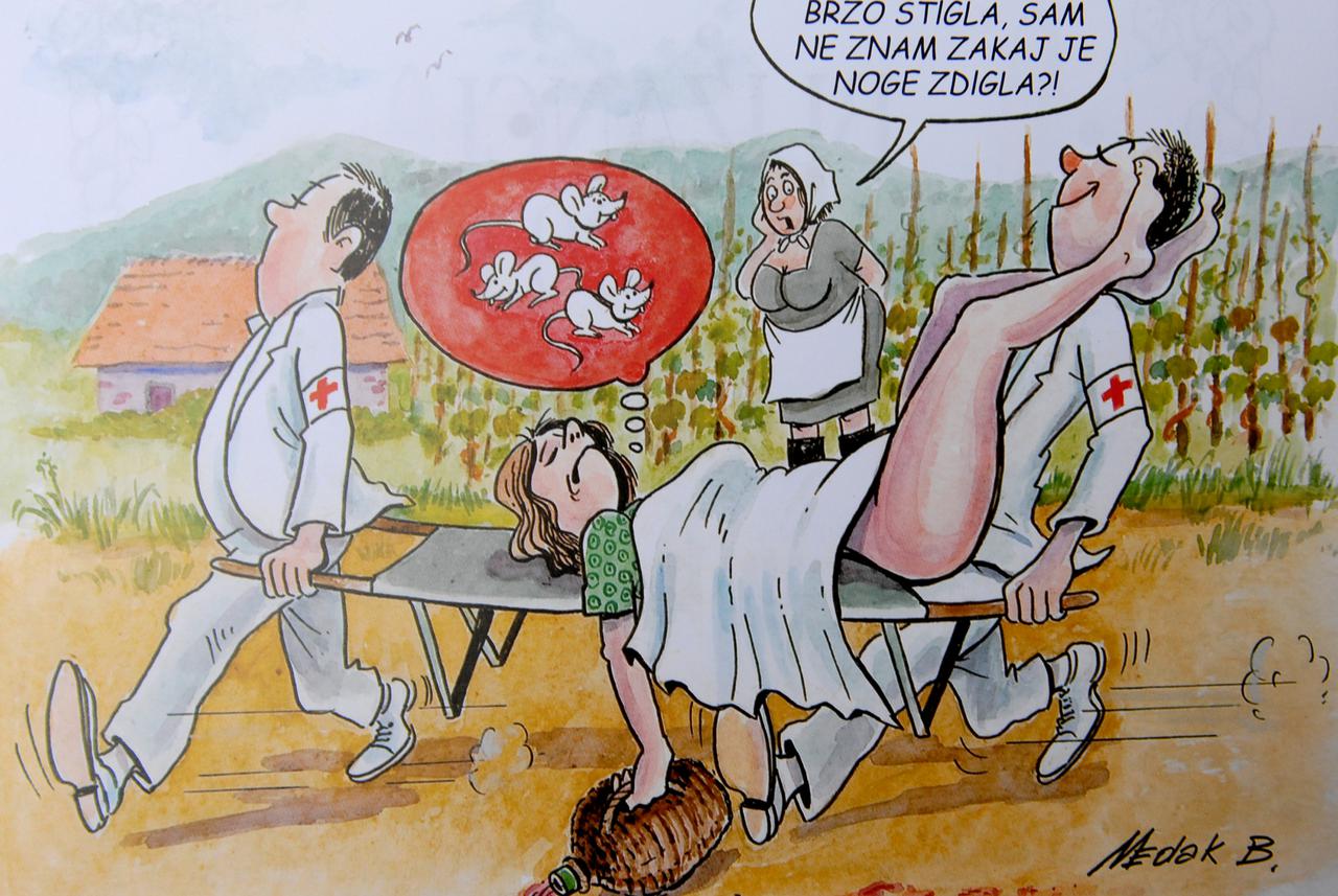 Chloe Vevrierning katta kokraklari Rus ayolini erining oldida sikishadi.