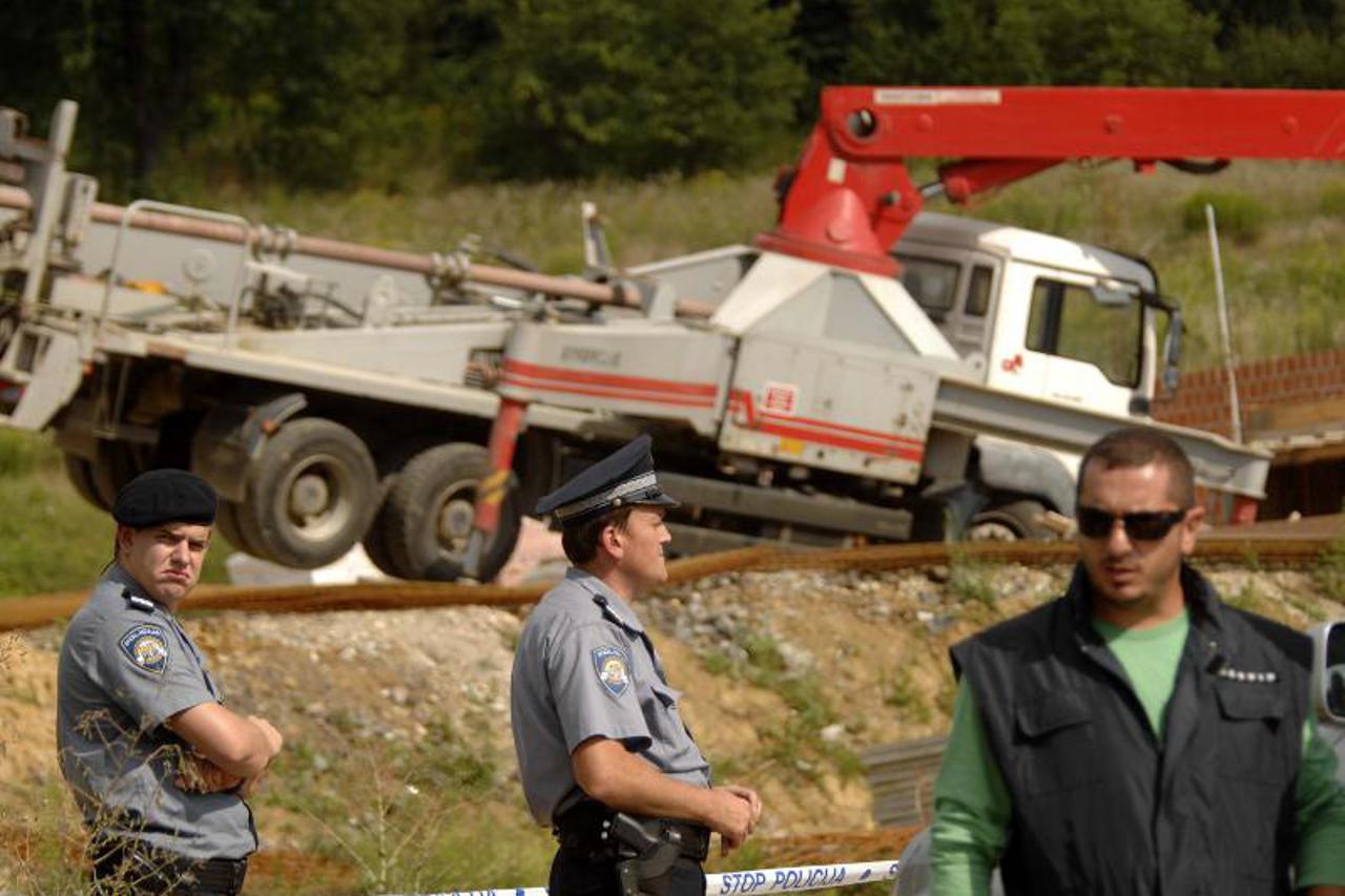 dizalica, očevid, poginuo (1)