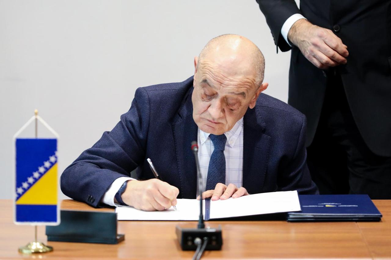 Sarajevo: Potpisivanje sporazuma o finaciranju izgradnje druge dionice autoceste na Koridoru Vc
