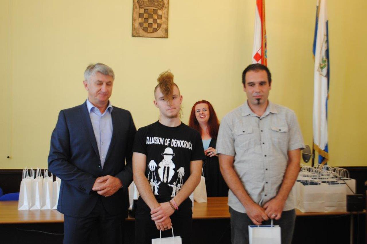 Župan primio učenike koji su sudjelovali ili pobijedili na državnim natjecanjima