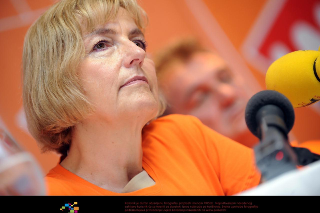 '01.07.2012., Sveti Martin na Muri - Veliki interes medija izazvala je danasnja konferencija za novinare predsjednistva stranke HNS.  Vesna Pusic.  Photo: Marko Jurinec/PIXSELL'