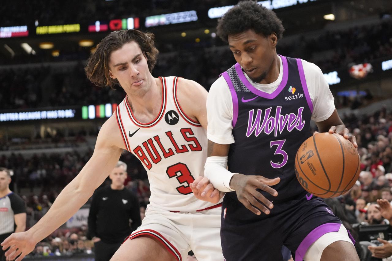 NBA: Minnesota Timberwolves at Chicago Bulls