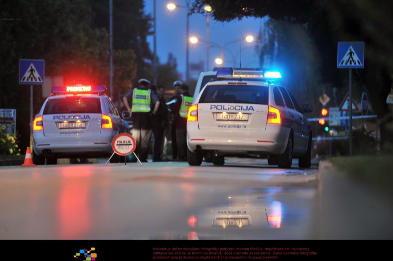 '22.05.2011., Frankopanska ulica, Varazdin -  U ranim jutarnjim satima doslo je do prometne nesrece u kojoj je vozac osobnog vozila usmrtio pjesaka te je pobjegao s mjesta nesrece Photo: Marko Jurinec