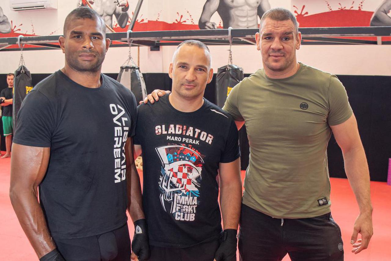 Alistair Overeem posjetio dubrovačke borkinje i borce i odradio zajednički trening
