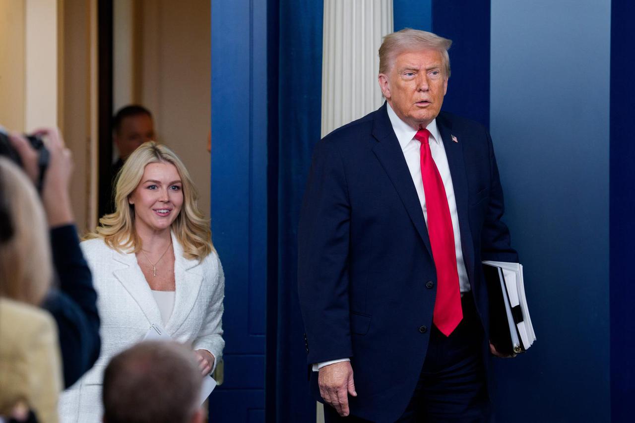 Trump Joins White House Briefing