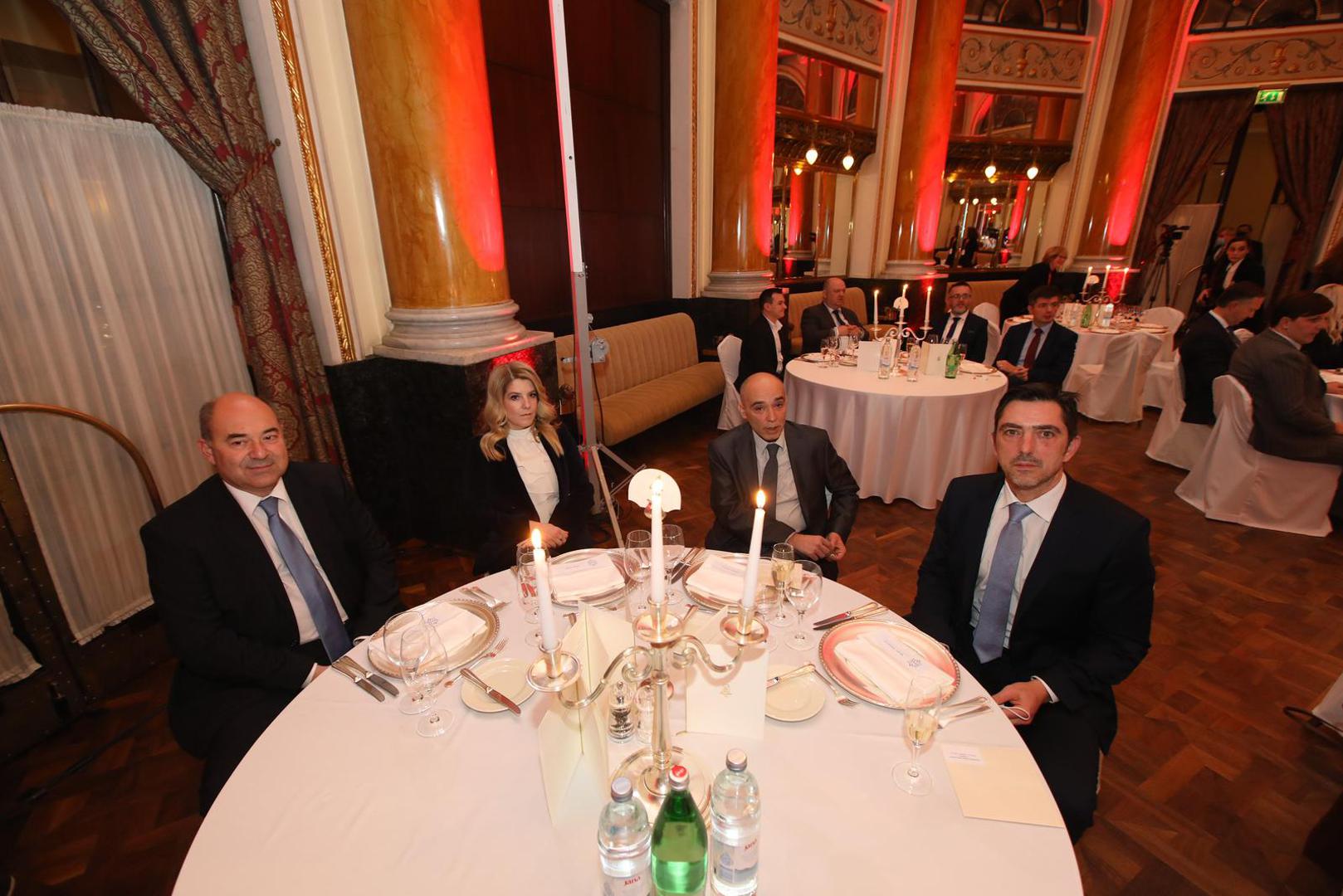 14.12.2021 Zagreb-  U hotelu Esplanade odrzano je proglasenje gospodarstvenika i gospodarskog dogadjaja 2021. godine u izboru Vecernjeg lista. Frane Barbaric, Vladimir Nisevic, Mislav Simatovic