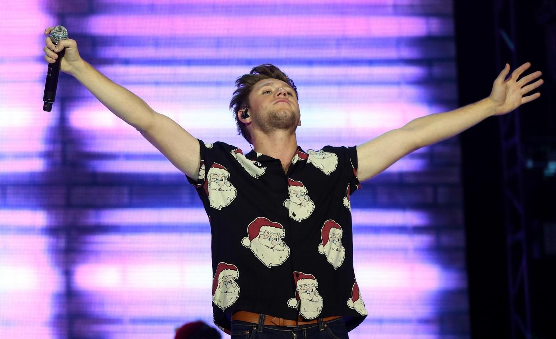 Niall Horan, solo pjevač i član trenutno neaktivnog boy-banda One Direction, završio je u bolnici kad ga je 2015. u londonskom Battersea Parku napala - vjeverica. Atak pomahnitalog glodavca bio toliko silovit da je pjevač završio na operaciji koljena kako bi mu zakrpali ligamente.