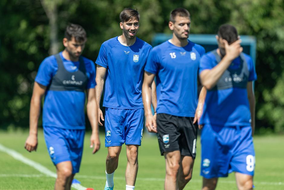 Početak priprema nogometaša Osijeka za nadolazeću sezonu 