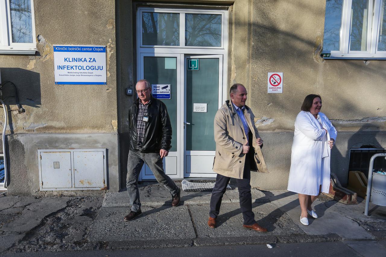 Muškarac u izolaciji u KBC-u Osijek zbog sumnje da je zaražen koronavirusom