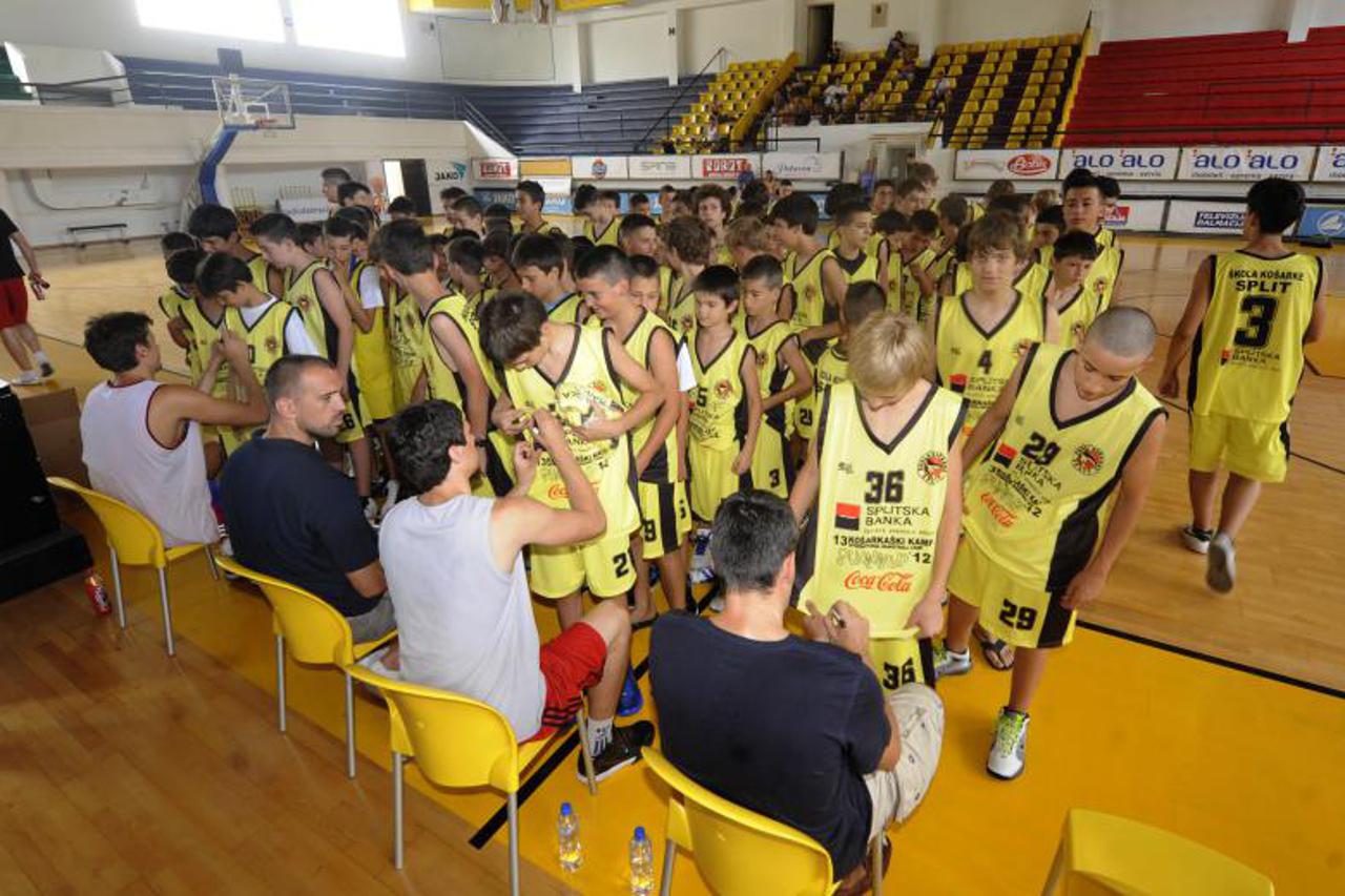 KK Split djeca (1)