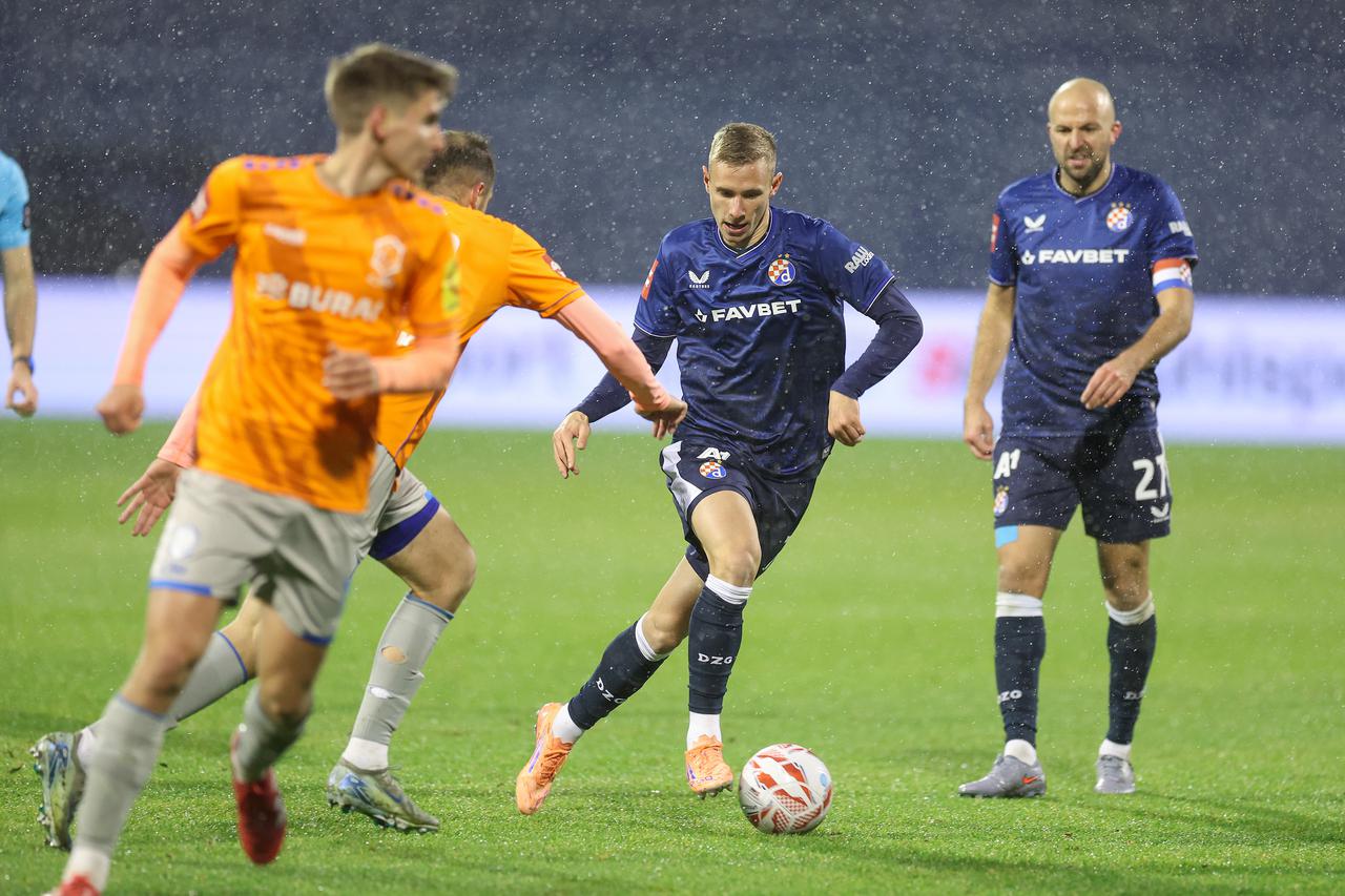 Zagreb: GNK Dinamo i NK Varaždin u utakmici 14. kola Prve HNL