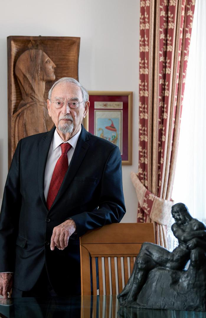 Mate Meštrović ostat će upamćen kao glas Hrvatske u svijetu i osoba koja je svoj život posvetila znanju, javnom djelovanju i promicanju hrvatske povijesne i političke misli.