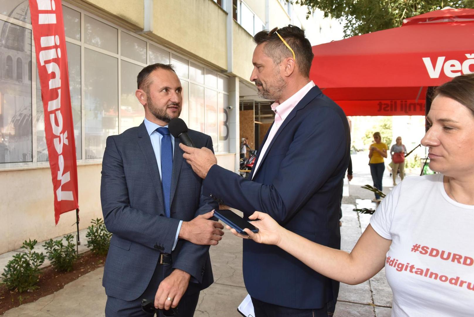 Cilje ove turneje i projekta je ušteda vremena, koje bi inače proveli čekajući na šalterima