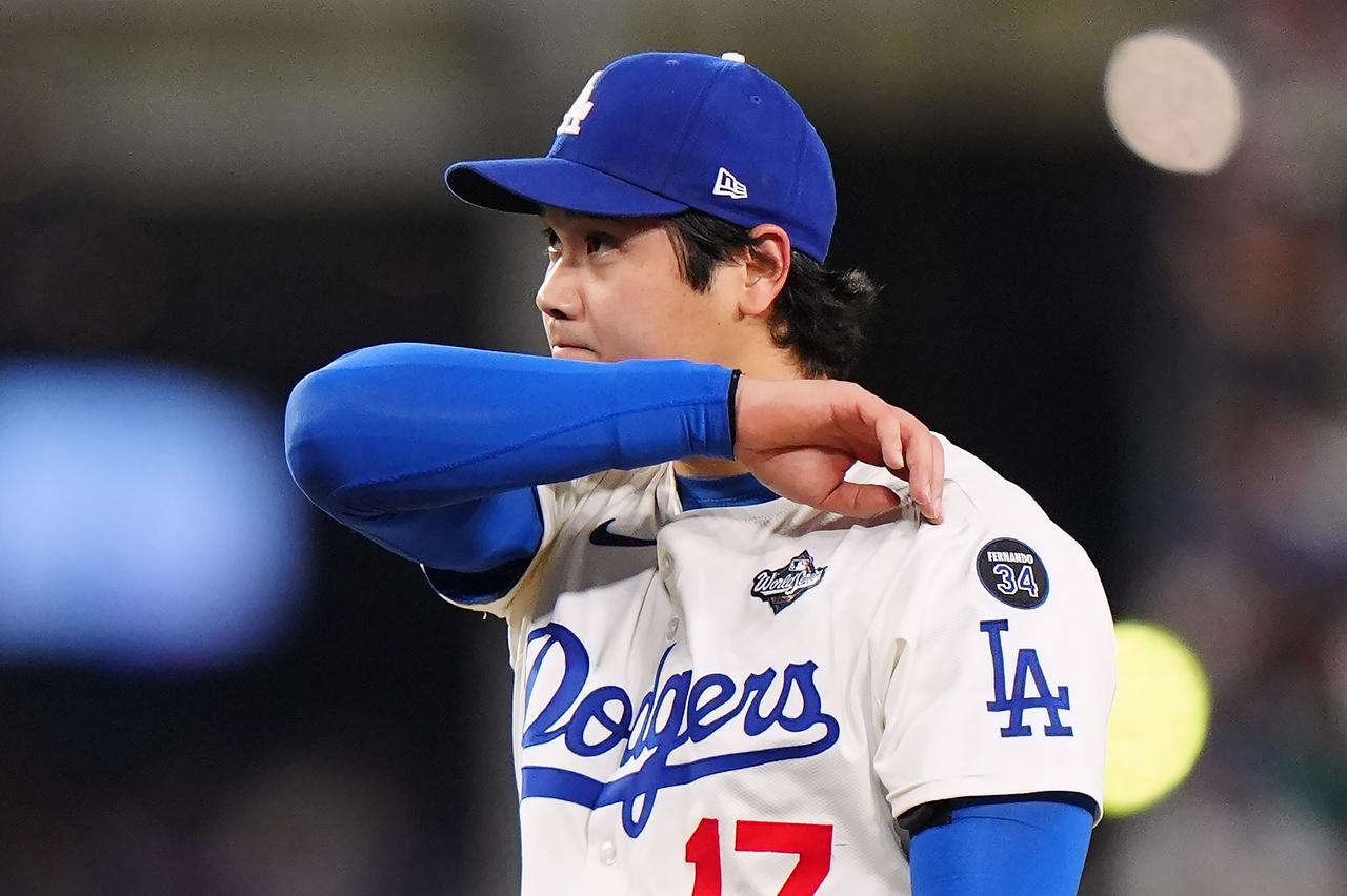 LA: Princ Harry i Meghan Markle na 4. utakmici doigravanja Svjetske serije MLB izme?u Los Angeles Dodgersa i Toronto Blue Jaysa