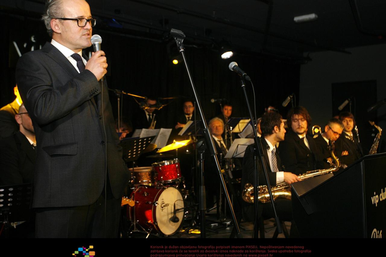 dražen kokanović u novom jazz klubu 