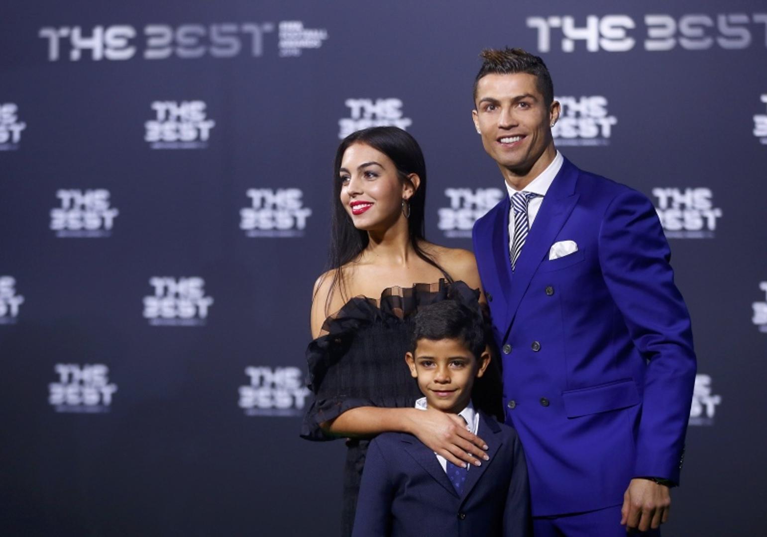 Na dodjeli Zlatne lopte prošle godine Ronaldo je izjavio kako želi sedmero djece.


