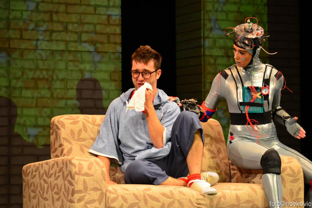 'mrvice_nnn_kul_250413'