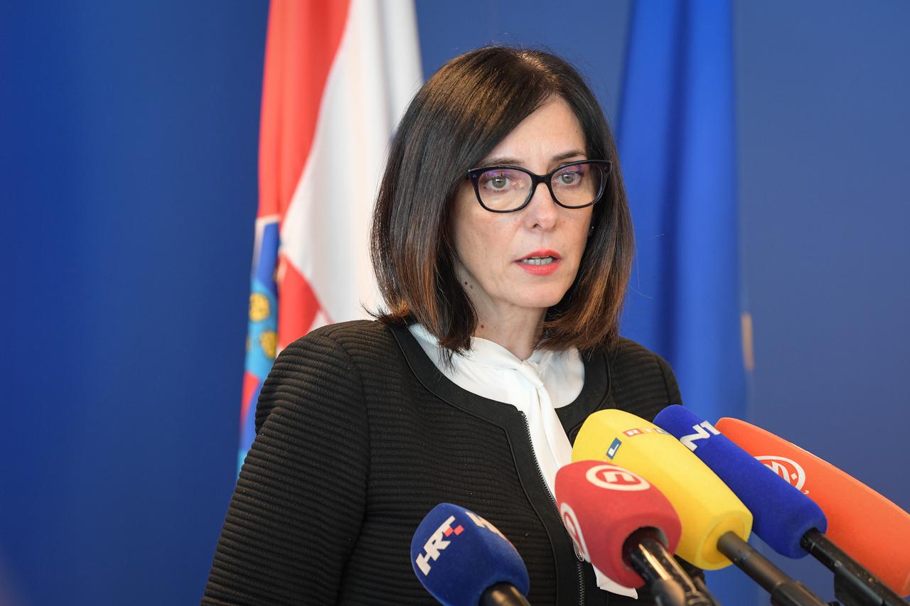 Ministrica Divjak dala izjavu o propalim pregovorima sa sindikatima