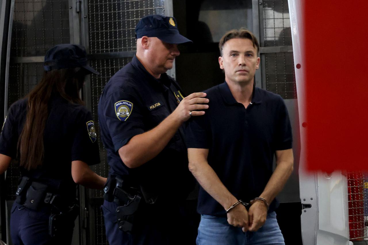 Zagreb: Dario Šimić doveden je na isptivanje u USKOK 
