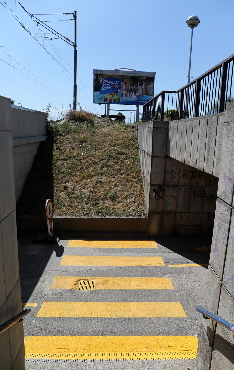 Zagreb: Stanovnici Gajnica dobili neobično oslikani pješački prijelaz
