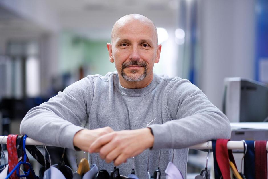 Aleksandar Stanković, voditelj i urednik emisije Nedjeljom u 2