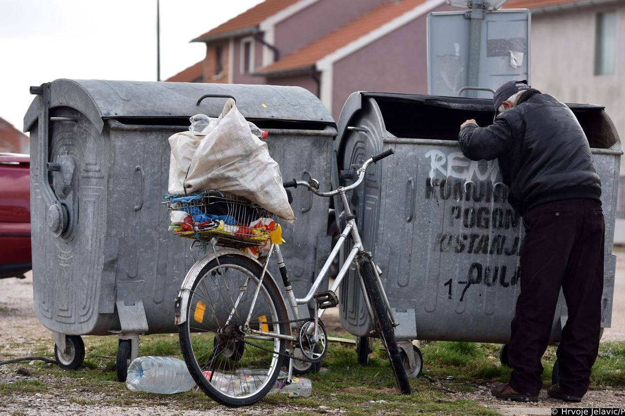 Svakodnevnica jednog od stanovnika siromašne op?ine Kistanje