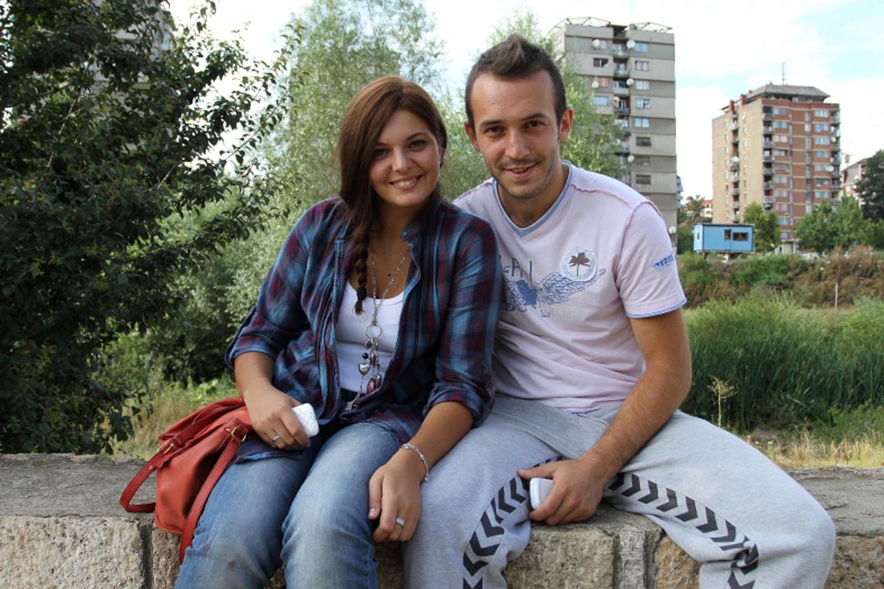 '02.08.2011., Mitrovica, Kosovo, - Albanci na sjeveru Kosova odsjeceni su od ostatka zemlje zbog srpskih barikada na regionalnim prometnicama. Mladi parovi u Mitrovici. Arber i Nika. Photo: Anto Magz