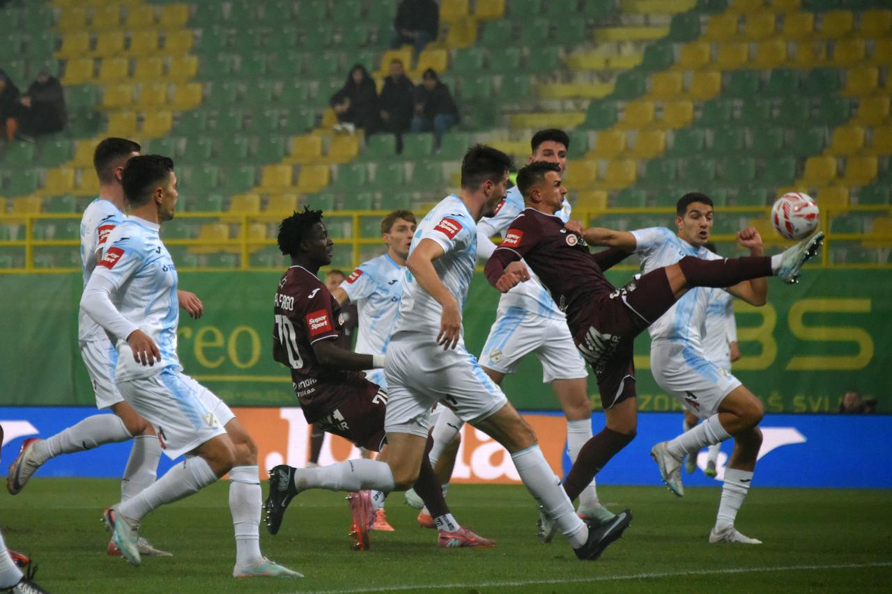 Pula: Utakmica Istre 1961 i Rijeke prekinuta nakon samo 15 minuta zbog guste magle