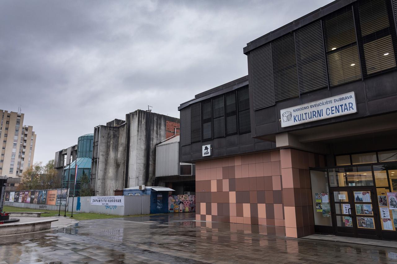 Zagreb: Kulturni centar u Dubravi