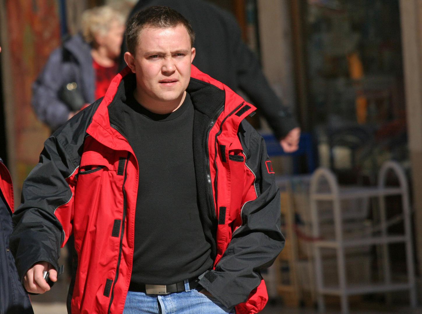 On se u tunelu Lekenik tegljačem zabio u automobil u kojem su poginuli Jadranka Matešić-Marković (45), njezin sin Mihael (11) te Zdenka Kuhta (49) i njezina kćer Ines (15).