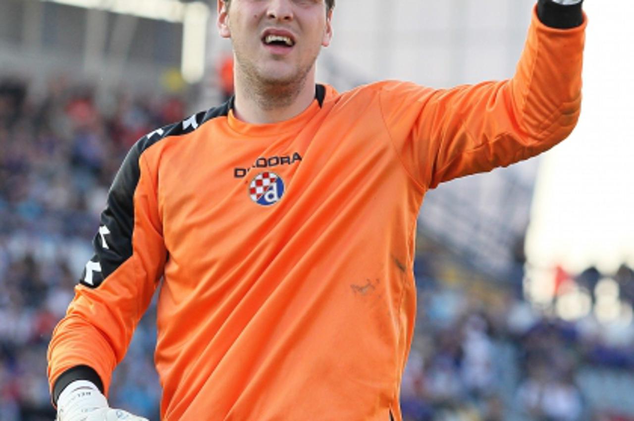'20.04.2011., Koprivnica - Uzvratna utakmica polufinala Hrvatskog nogometnog kupa izmedju NK Slaven Belupo i GNK Dinamo. Na fotografiji je vratar NK Dinama Ivan Kelava. Photo: Marijan Susenj/PIXSELL'
