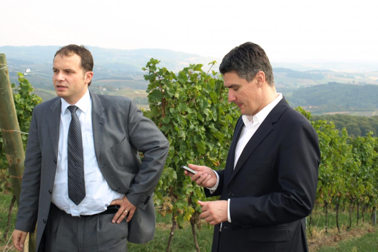 'OLYMPUS DIGITAL CAMERA         '