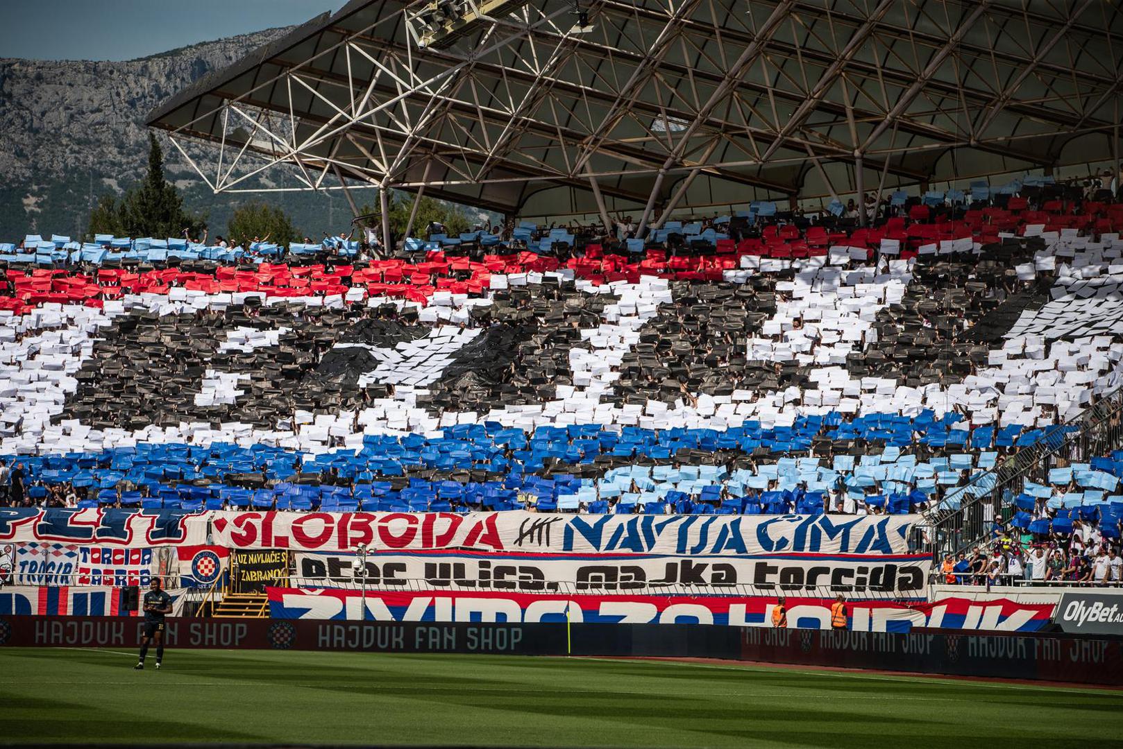 Poražavajući manjak kvalitetne igre od strane branitelja naslova uspješno su iskoristili Rijeka i Hajduk kako bi se domogli vrha ljestvice.