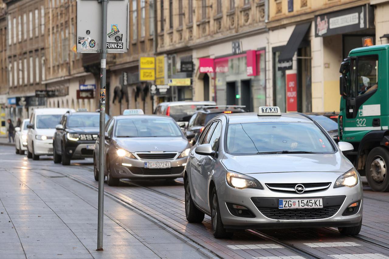 Zagreb: Od sutra obvezna dnevna svjetla