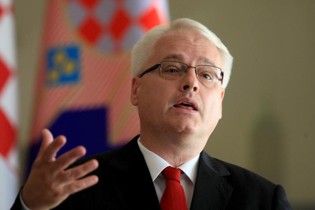 \'18.08.2011.Pantovcak, Zagreb- Predsjednik Republike Ivo Josipovic odrzao je tiskovnu konferenciju o imenovanju veleposlanika. Photo: Boris Scitar/PIXSELL\'