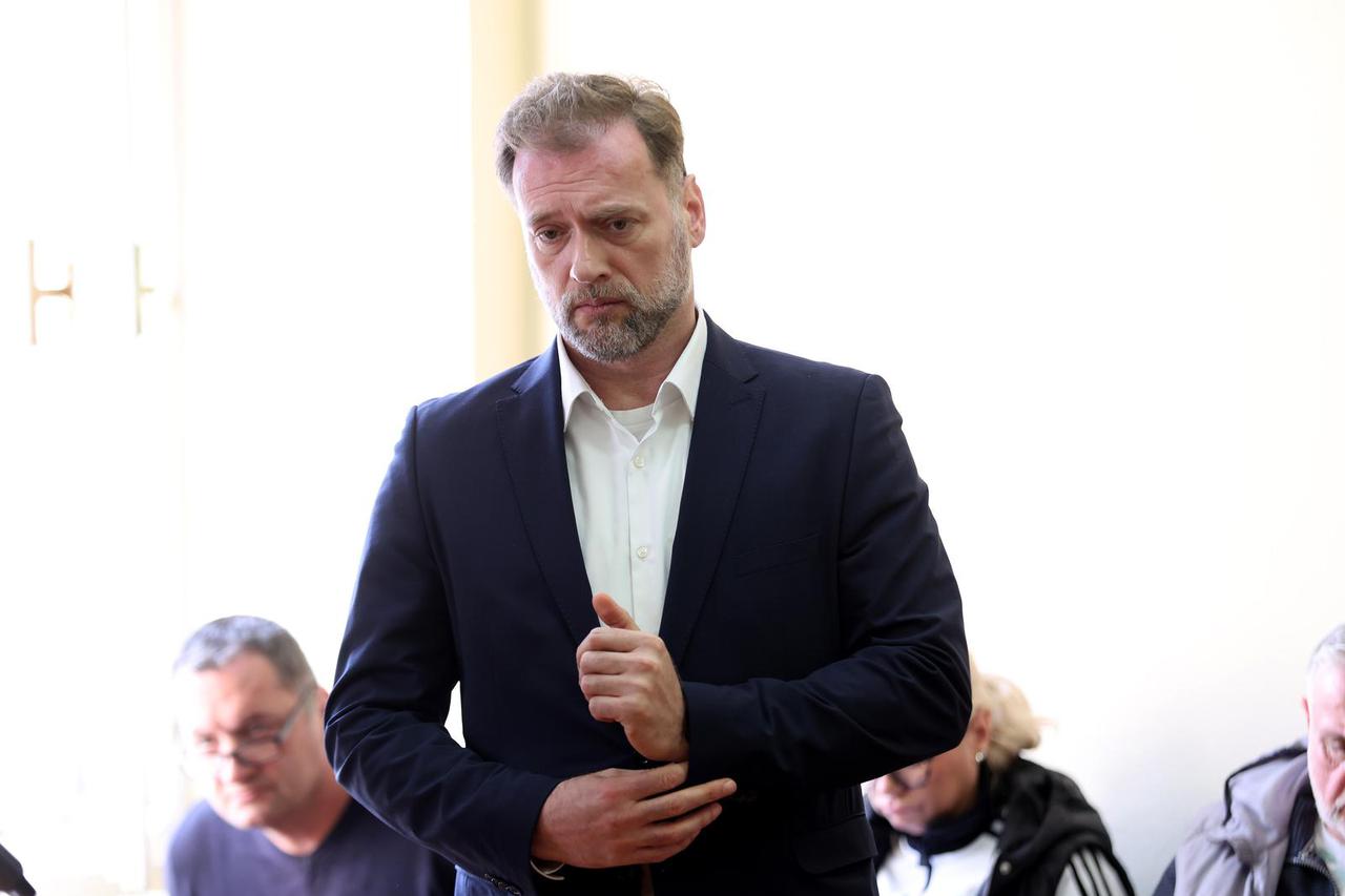 Vinkovci: Prekinuto suđenje Banožiću, podnio je kaznenu prijavu protiv svjedoka
