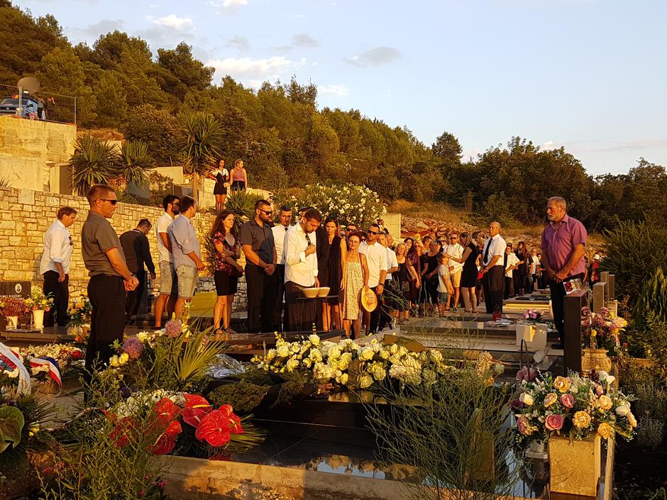 Pogreb Olivera Dragojevića