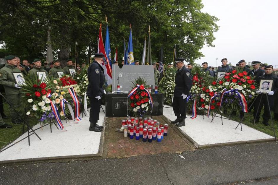 Komemorativnim skupom obilježen Memorijal 12 redarstvenika