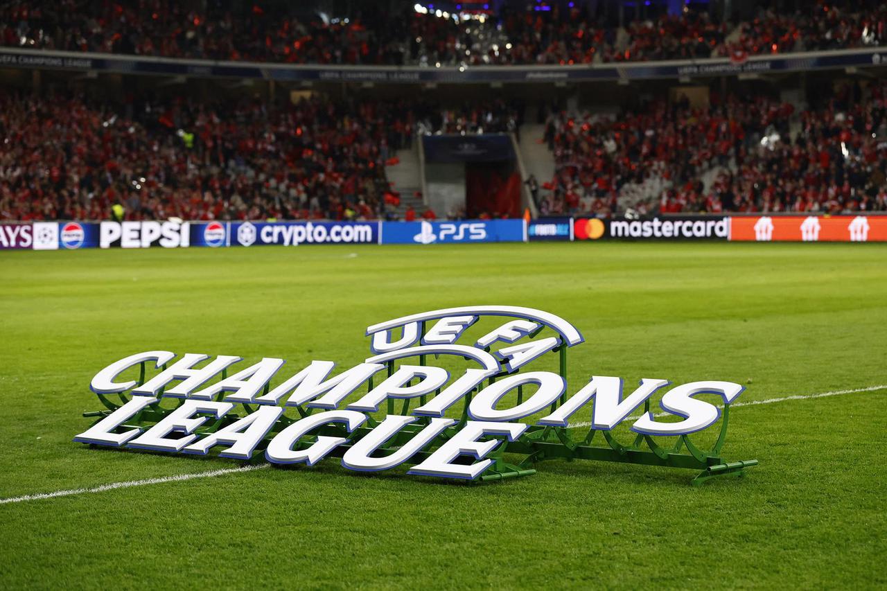 Champions League - Round of 16 - Second Leg - Lille v Borussia Dortmund