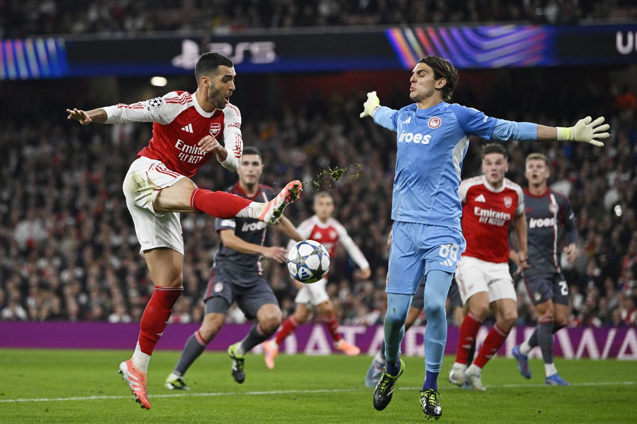 UEFA Champions League - Arsenal v Olympiacos