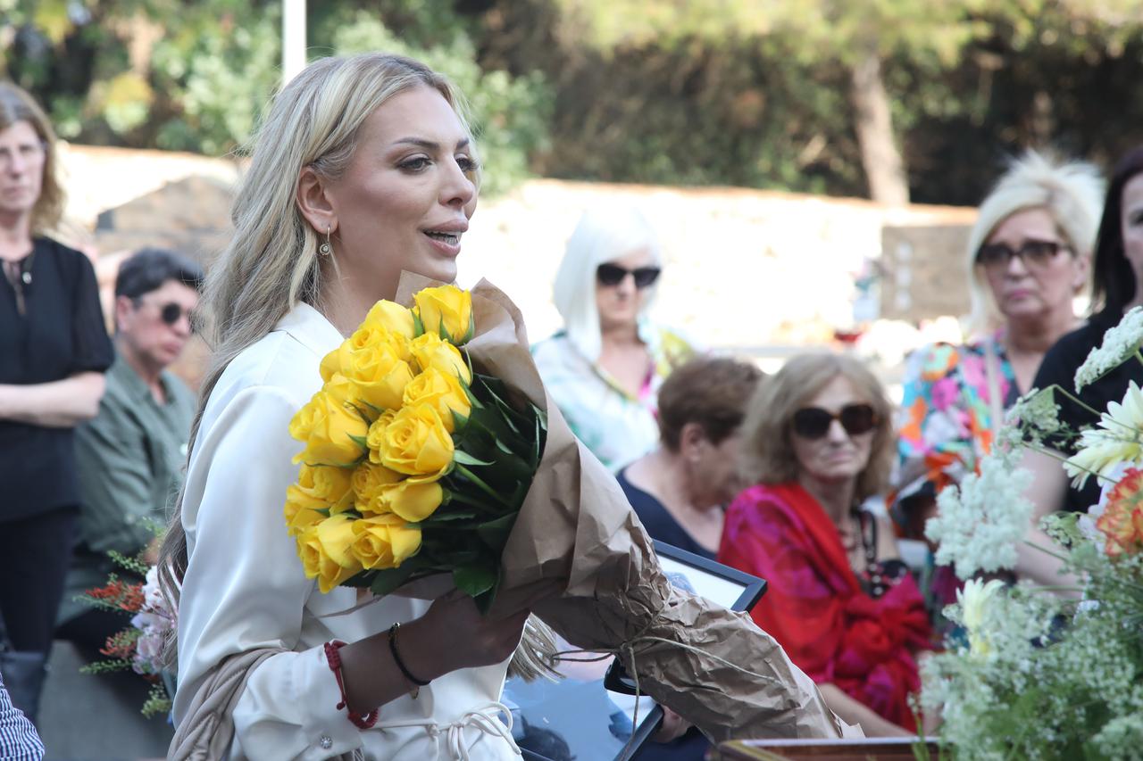 Rogoznica: Posljednji ispra?aj Ivice Karabati?a, oca Ave Karabati?