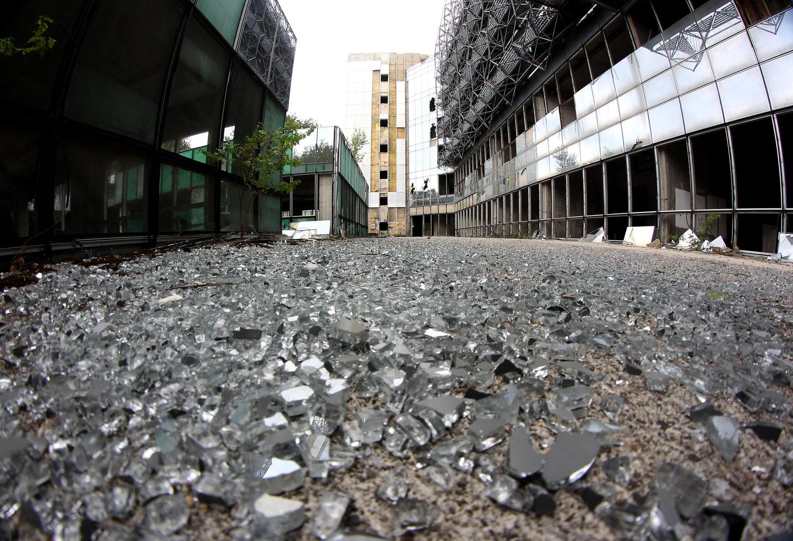 14.07.2017., Zagreb - Devastirano i zapusteno gradiliste Sveucilisne bolnice u Blatu. Photo: Boris Scitar/Vecernji list/PIXSELL