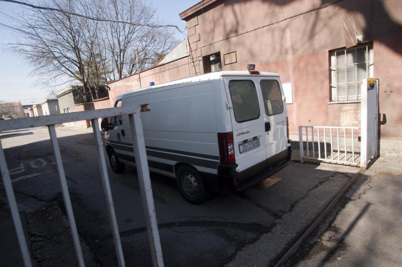 medački džep, odvjetnik došen (1)