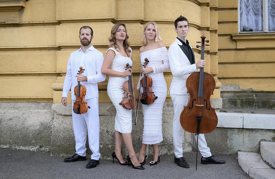 Zagreb: White kvartet bend